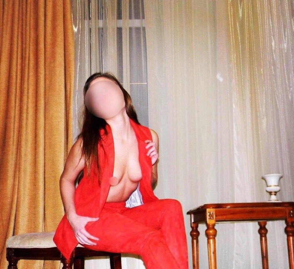 Таис: проститутки индивидуалки в Питере